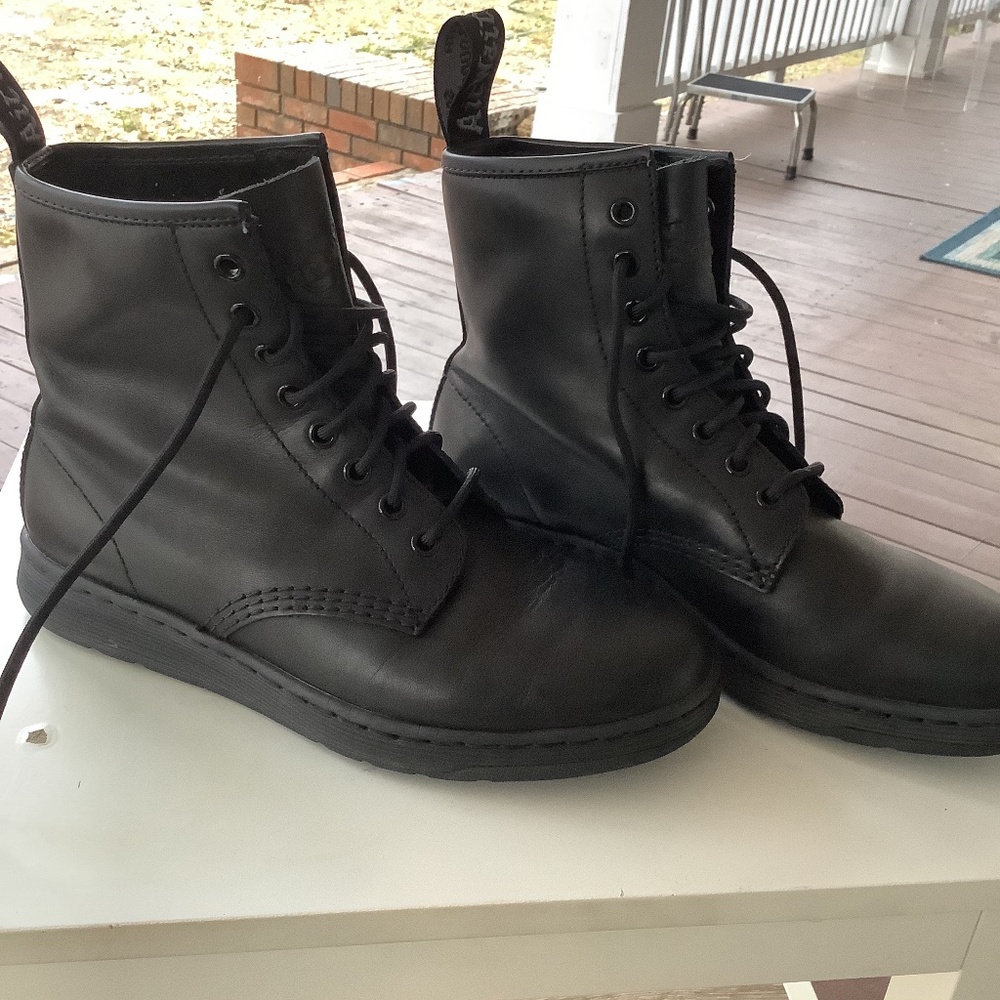 Dr Martens Air Wair Bouncing Soles Size 8 Mens New Condition